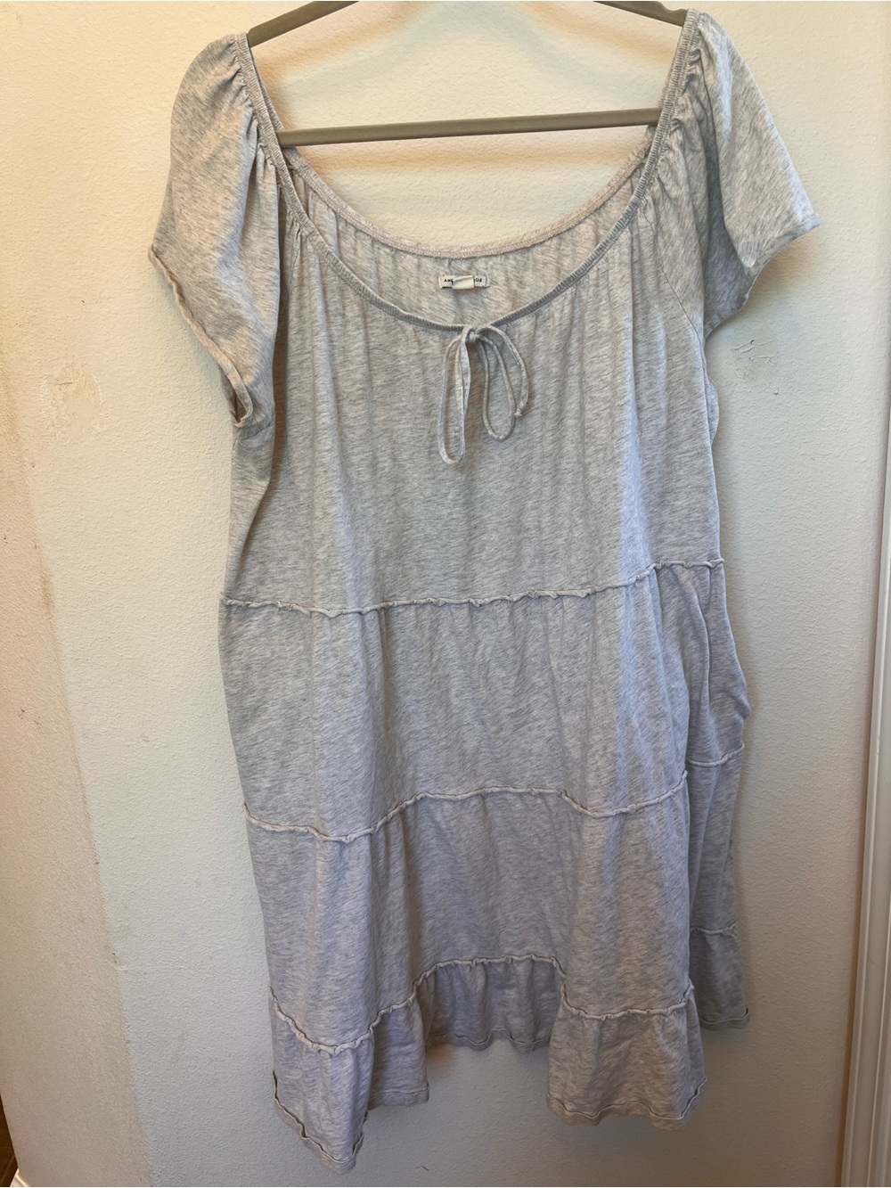 American Eagle Outfitters Light Gray Tiered Scoop-Neck Tunic with Front Tie